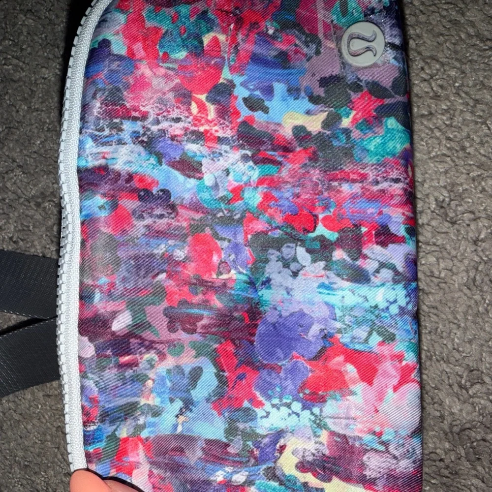 lululemon athletica Kids Abstract Print Crossbody Pouch - Blue/Pink/Teal